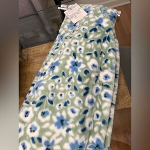 Shabby Chic blanket throws - Blue and Green Floral